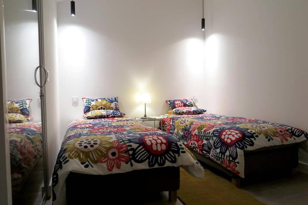 דירות Ponta Delgada Downtown Houses 7 מראה חיצוני תמונה